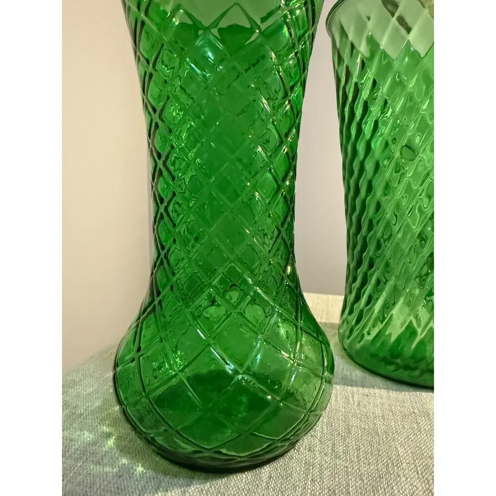 🌿 Vintage Green Glass Vases – Set of 2 | Hoosier Glass #4087 + Unmarked | Large
